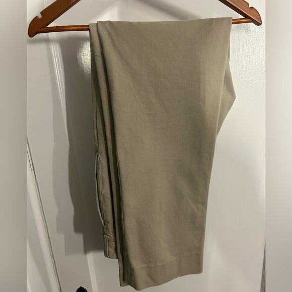 Jack Donnelly Other - Jack Donnelly Twill Chino Slim size 34 fits like 32